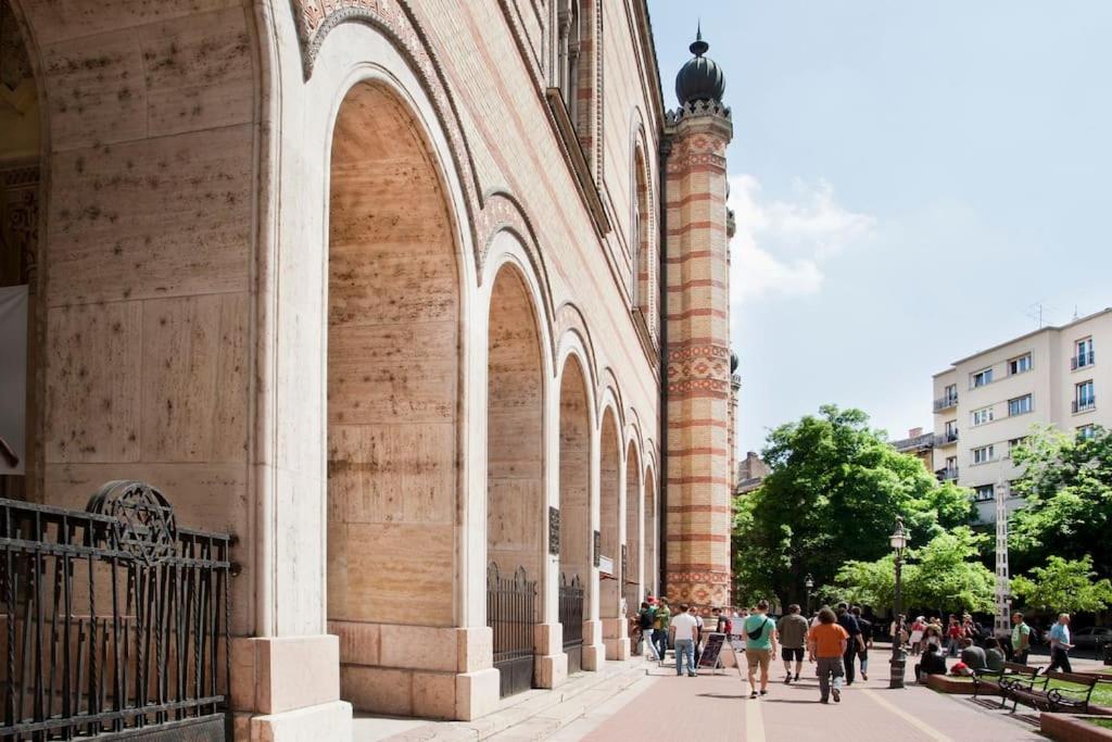 Bourgeois Boheme Apt. 88 M² City Center Budapest Bagian luar foto