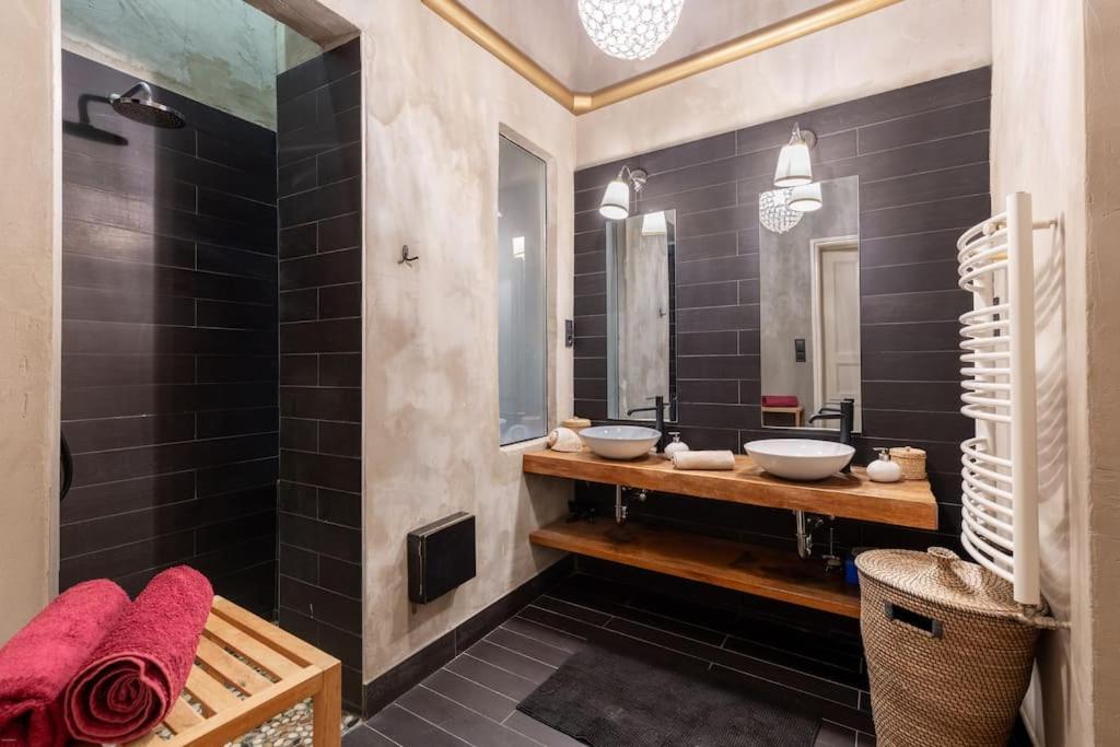 Bourgeois Boheme Apt. 88 M² City Center Budapest Bagian luar foto